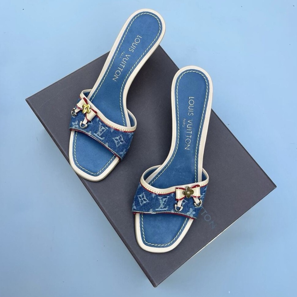 Louis Vuitton Blue Monogram Denim Kitten Heels Mules Slides SZ EU38 US8 - Picture 1 of 8